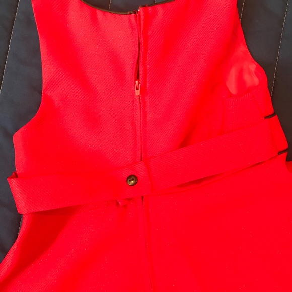 Elegant, Red 2-Piece Classic Girls Dress - Picture 5 of 7